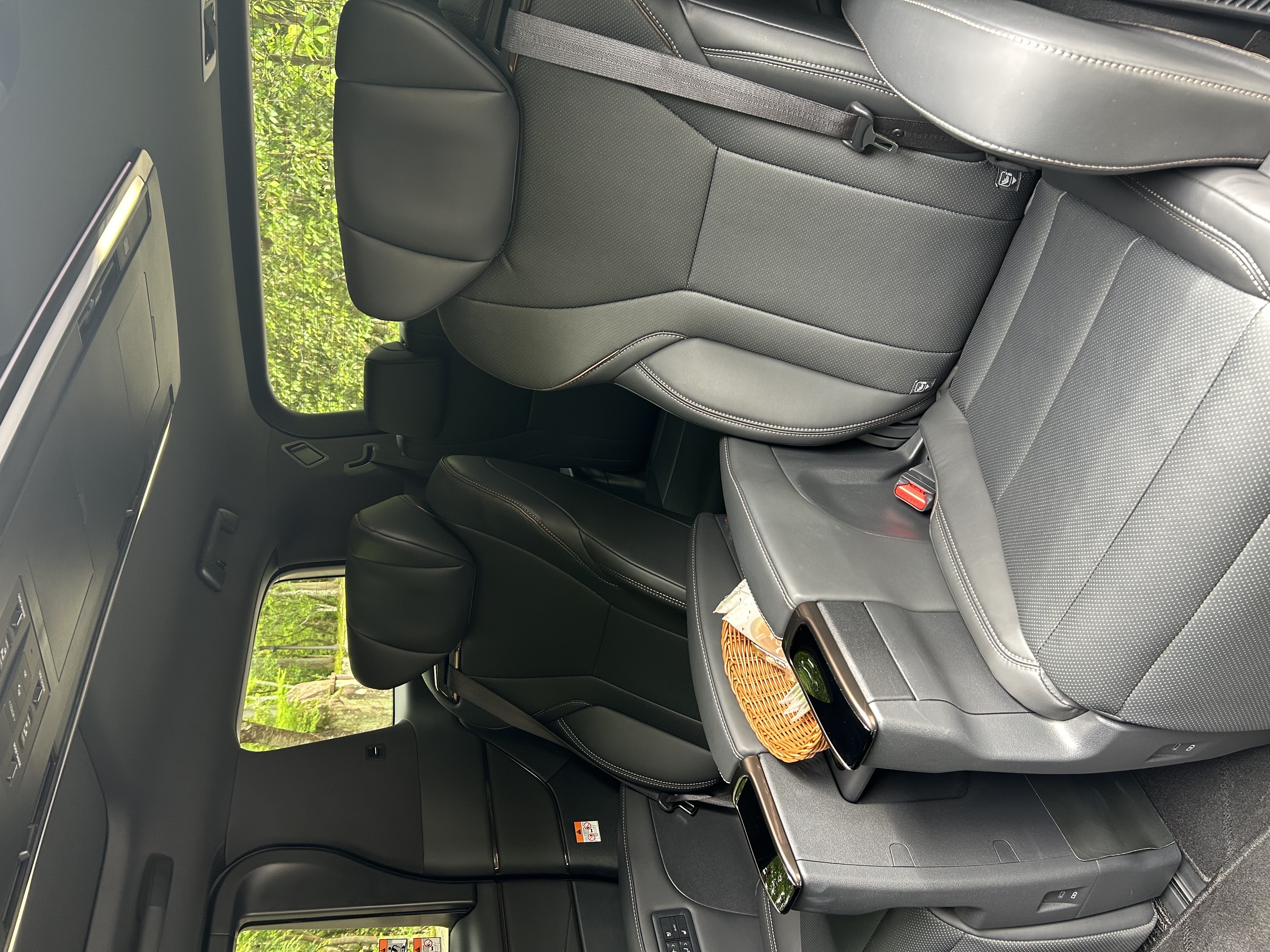 SHU TAXI 車内